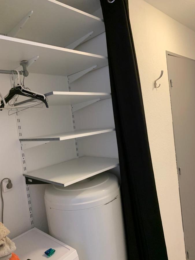 Nimes Studio Parking Dhuoda Eksteriør bilde